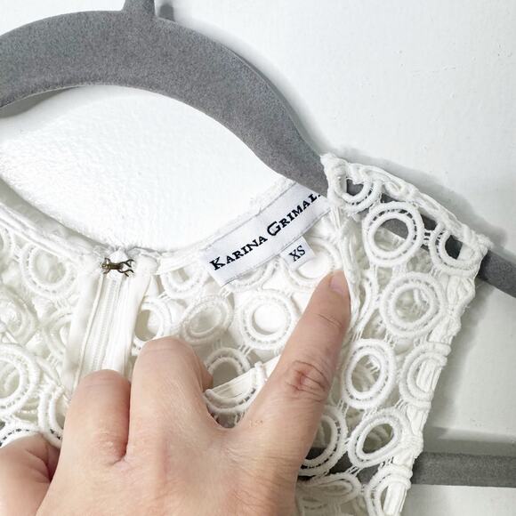 Karina Grimaldi Felix Crochet White Eyelet Jumpsuit Style 6407 Size XS Peekaboo - Picture 9 of 12